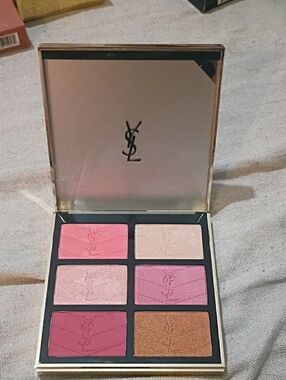 Yves Saint Laurent Pink & Rose Multi-Shade Face Palette